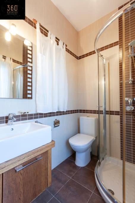 Beautiful, Typical Maltese 4Br Home With Roof Top By 360 Estates Сліма Екстер'єр фото