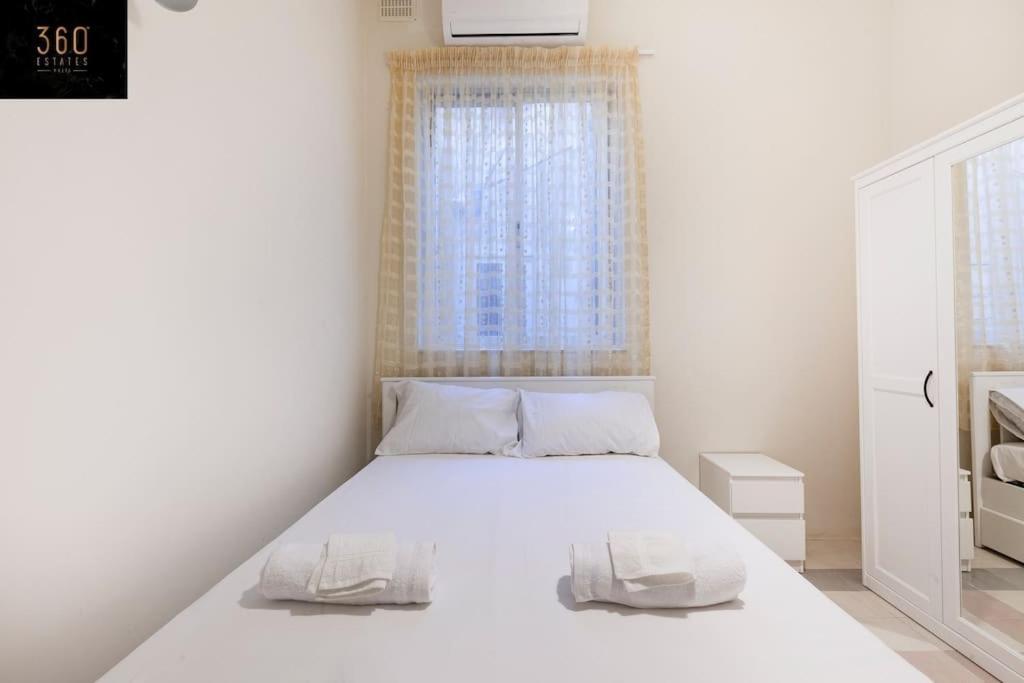 Beautiful, Typical Maltese 4Br Home With Roof Top By 360 Estates Сліма Екстер'єр фото