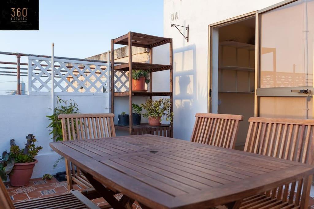 Beautiful, Typical Maltese 4Br Home With Roof Top By 360 Estates Сліма Екстер'єр фото